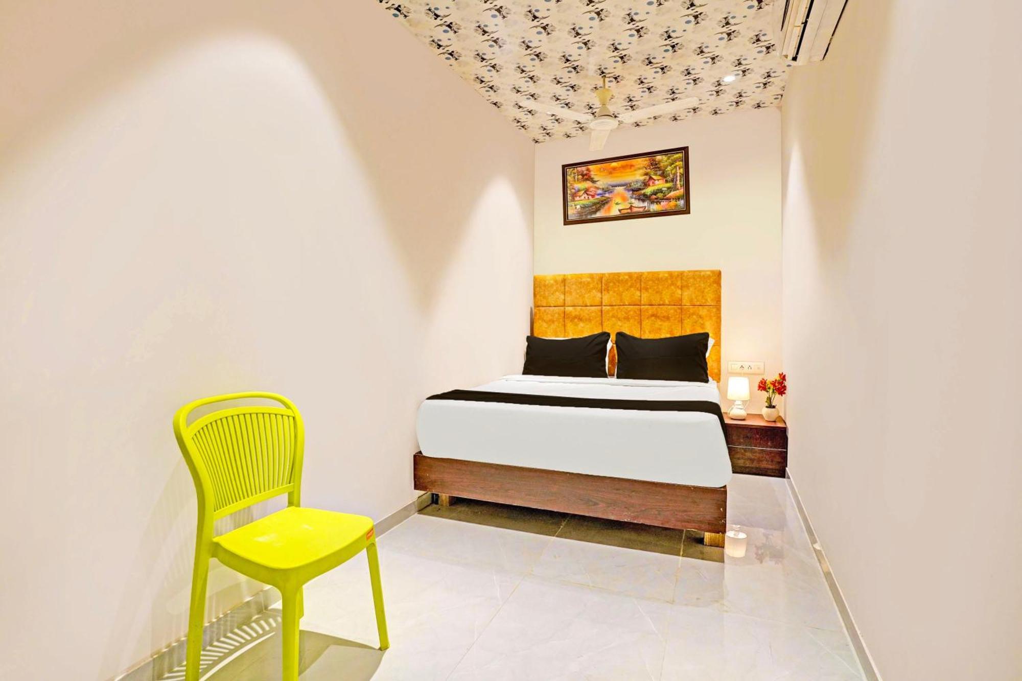 O Nk Residency Near Asalpha Metro Station 3* Bombay